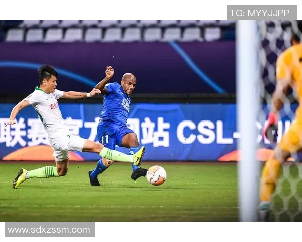 足球明星穆里奇的传奇故事与职业生涯回顾